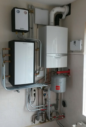 CV-ketel met boiler en expansievat